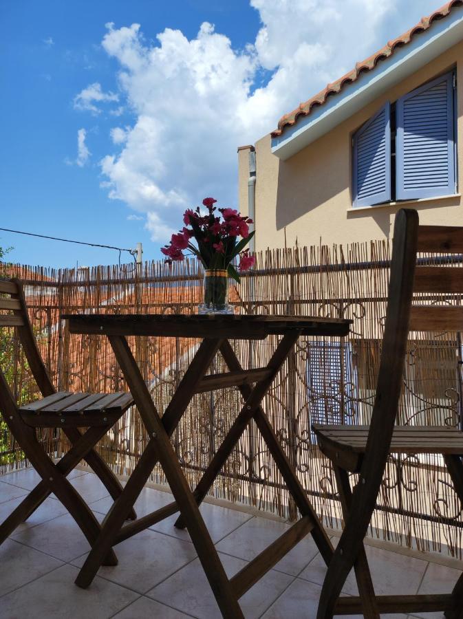 John'S Apartment 2 In Argostoli Eksteriør bilde